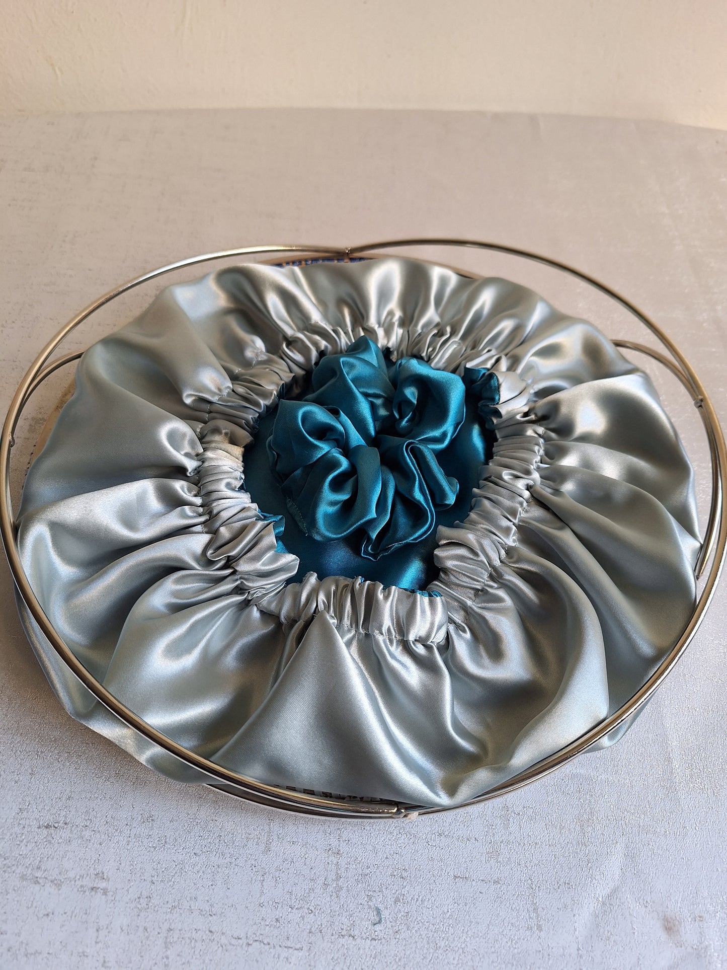 Bonnet en satin