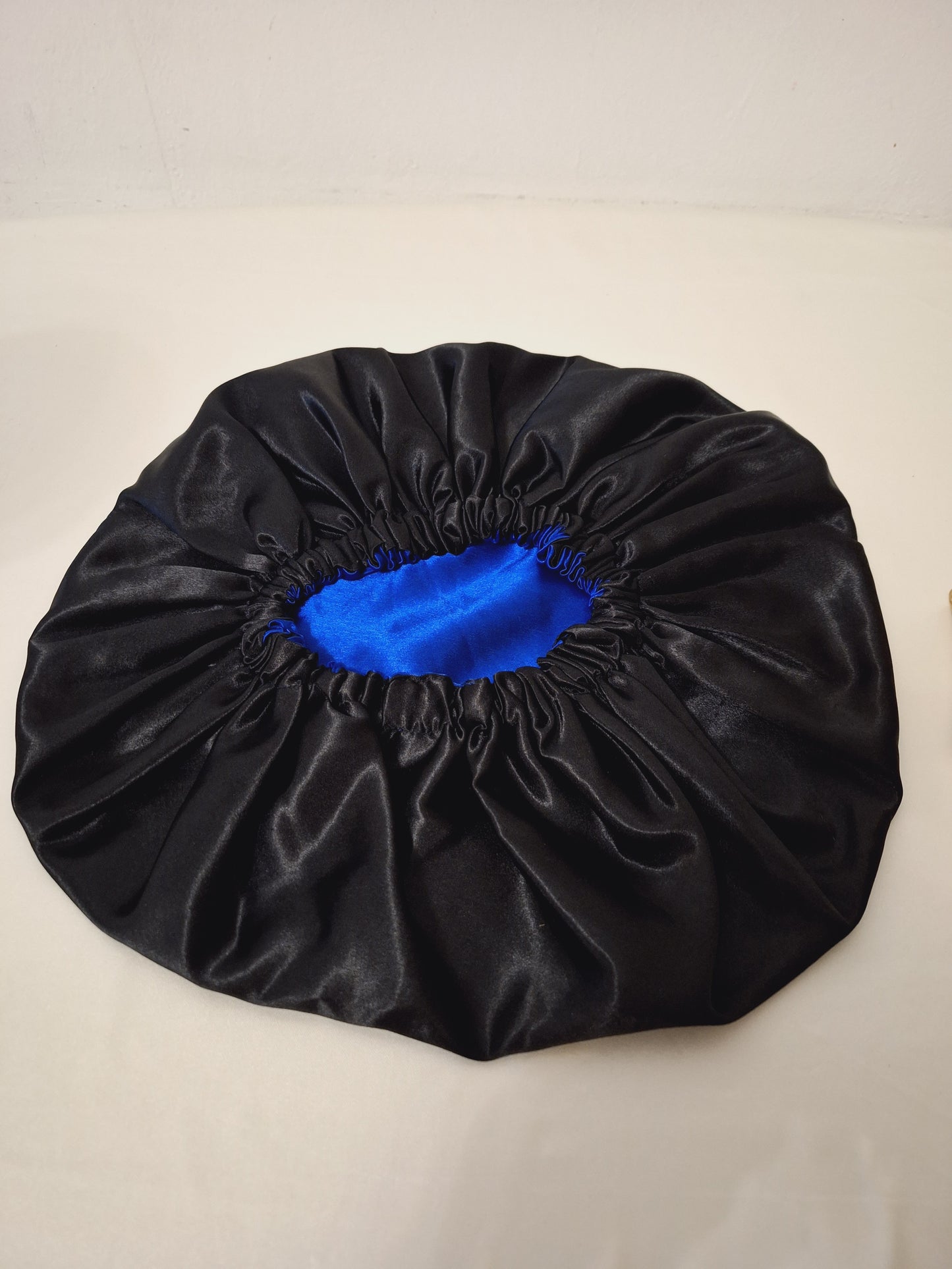 Bonnet en satin XL