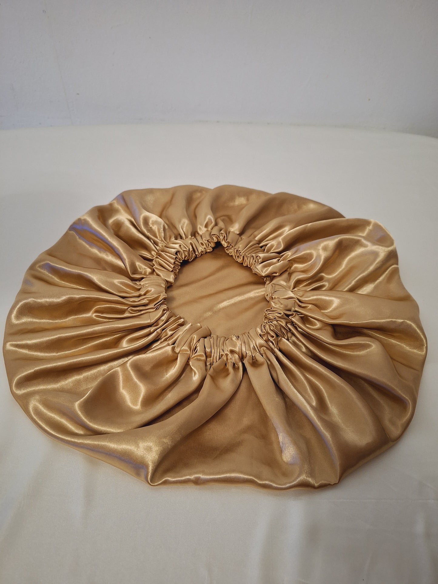 Bonnet en satin XL